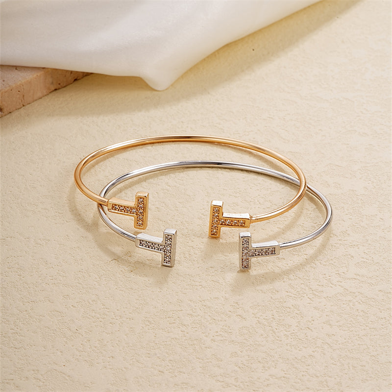 Zircon bangle