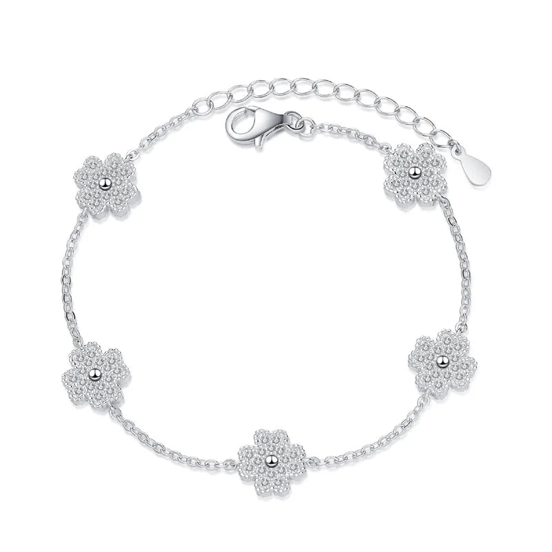 Four-leaf Clover Diamond Bracelets